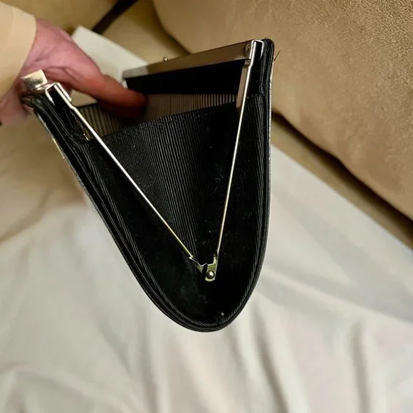 KAREN MARIE Colorful Abstract Clutch Bag with Chain - Picture 12 of 16